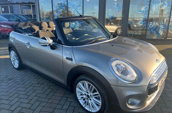 Mini Convertible COOPER AUTO HUGE SPEC 16