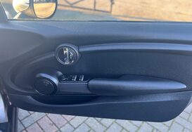 Mini Convertible COOPER AUTO HUGE SPEC 25