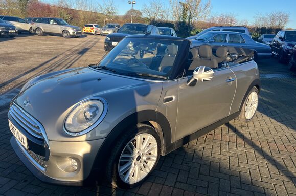 Mini Convertible COOPER AUTO HUGE SPEC 20