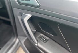 Volkswagen Tiguan R LINE 2.0 TDI BMT 4MOTION DSG AUTO 36