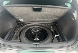 Volkswagen Tiguan R LINE 2.0 TDI BMT 4MOTION DSG AUTO 52