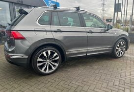 Volkswagen Tiguan R LINE 2.0 TDI BMT 4MOTION DSG AUTO 11