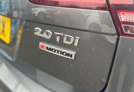 Volkswagen Tiguan R LINE 2.0 TDI BMT 4MOTION DSG AUTO 14