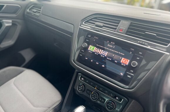 Volkswagen Tiguan R LINE 2.0 TDI BMT 4MOTION DSG AUTO 27