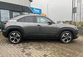 Mazda MX-30 EXCLUSIVE-LINE 9