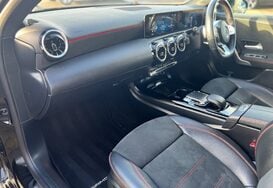 Mercedes-Benz A Class A 180 D AMG LINE EXECUTIVE AUTO 29