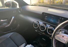 Mercedes-Benz A Class A 180 D AMG LINE EXECUTIVE AUTO 19