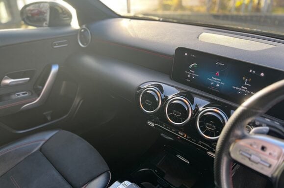 Mercedes-Benz A Class A 180 D AMG LINE EXECUTIVE AUTO 19