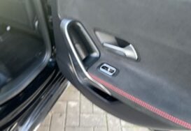 Mercedes-Benz A Class A 180 D AMG LINE EXECUTIVE AUTO 30