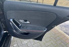 Mercedes-Benz A Class A 180 D AMG LINE EXECUTIVE AUTO 31