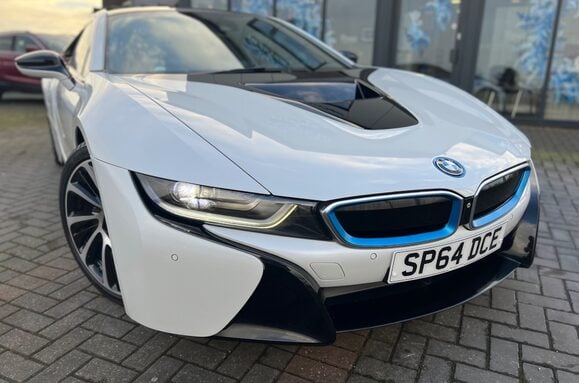 BMW I8 BMW i8 1.5 7.1kWh Auto 4WD Euro 6 Petrol Hybrid 7
