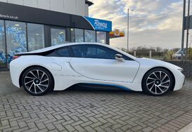 BMW I8 BMW i8 1.5 7.1kWh Auto 4WD Euro 6 Petrol Hybrid 13