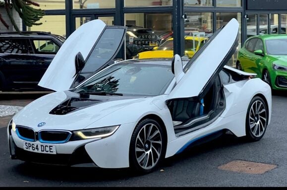 BMW I8 BMW i8 1.5 7.1kWh Auto 4WD Euro 6 Petrol Hybrid 1