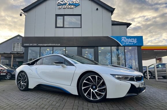 BMW I8 BMW i8 1.5 7.1kWh Auto 4WD Euro 6 Petrol Hybrid 2