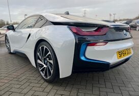 BMW I8 BMW i8 1.5 7.1kWh Auto 4WD Euro 6 Petrol Hybrid 19