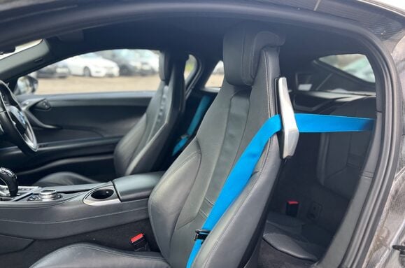 BMW I8 BMW i8 1.5 7.1kWh Auto 4WD Euro 6 Petrol Hybrid 41