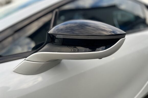 BMW I8 BMW i8 1.5 7.1kWh Auto 4WD Euro 6 Petrol Hybrid 26