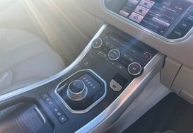 Land Rover Range Rover Evoque 2.2 SD4 PRESTIGE AUTO 22