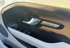 Land Rover Range Rover Evoque 2.2 SD4 PRESTIGE AUTO 26