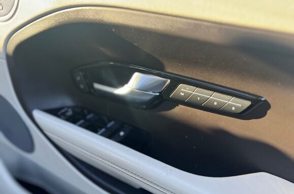 Land Rover Range Rover Evoque 2.2 SD4 PRESTIGE AUTO 26