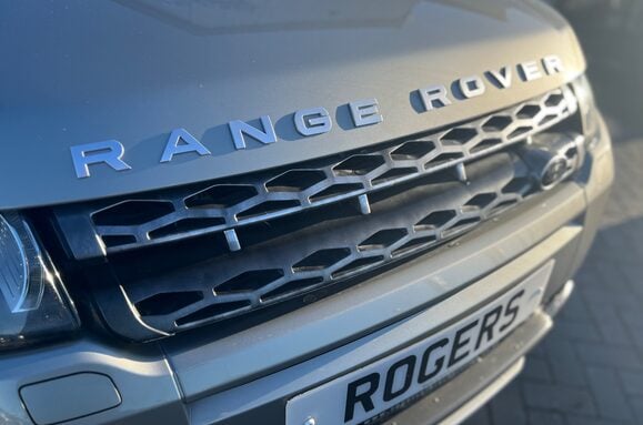 Land Rover Range Rover Evoque 2.2 SD4 PRESTIGE AUTO 8