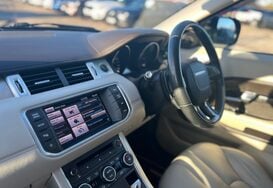 Land Rover Range Rover Evoque 2.2 SD4 PRESTIGE AUTO 36