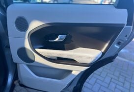 Land Rover Range Rover Evoque 2.2 SD4 PRESTIGE AUTO 33