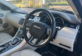 Land Rover Range Rover Evoque 2.2 SD4 PRESTIGE AUTO 24