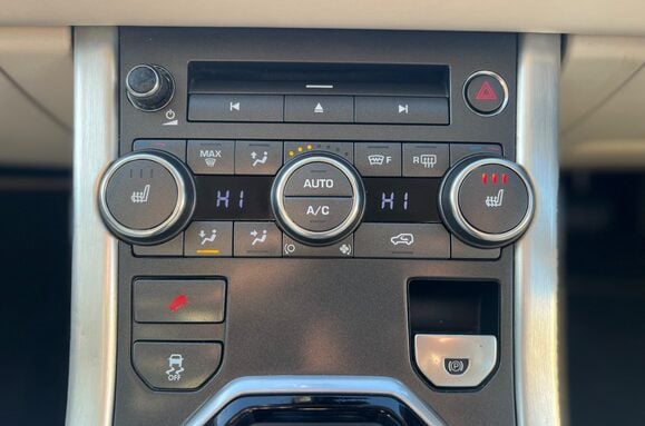 Land Rover Range Rover Evoque 2.2 SD4 PRESTIGE AUTO 44