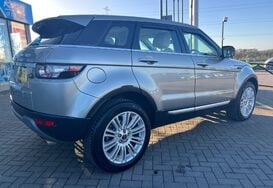Land Rover Range Rover Evoque 2.2 SD4 PRESTIGE AUTO 11