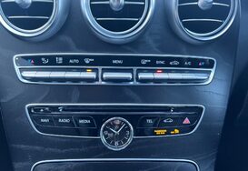 Mercedes-Benz C Class C220 D AMG LINE AUTO 42