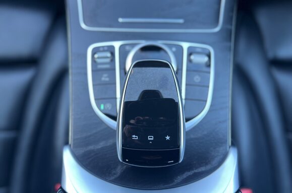 Mercedes-Benz C Class C220 D AMG LINE AUTO 46