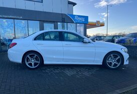 Mercedes-Benz C Class C220 D AMG LINE AUTO 10