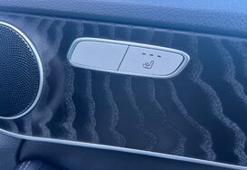 Mercedes-Benz C Class C220 D AMG LINE AUTO 29