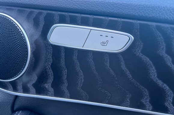 Mercedes-Benz C Class C220 D AMG LINE AUTO 29