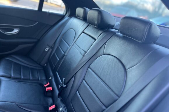 Mercedes-Benz C Class C220 D AMG LINE AUTO 41