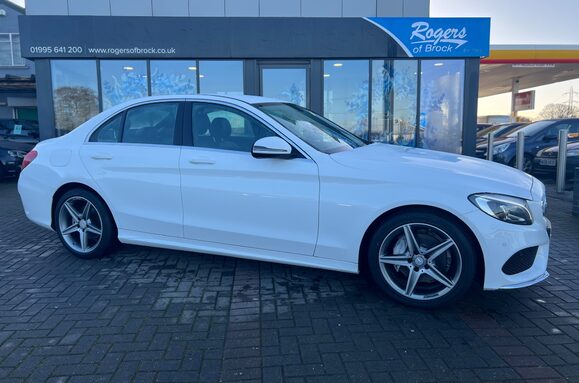 Mercedes-Benz C Class C220 D AMG LINE AUTO 5