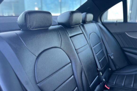 Mercedes-Benz C Class C220 D AMG LINE AUTO 27