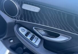 Mercedes-Benz C Class C220 D AMG LINE AUTO 24