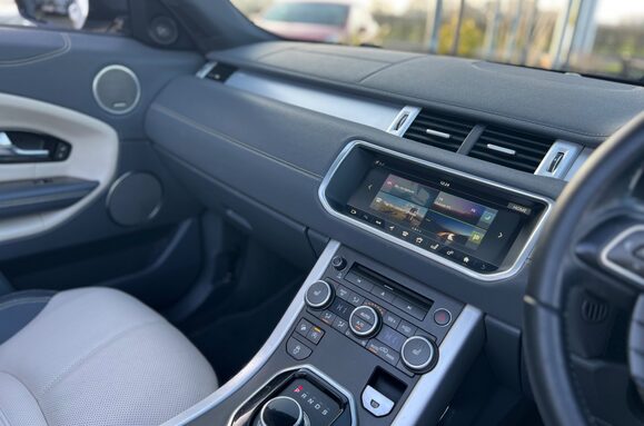 Land Rover Range Rover Evoque 2.0 TD4 HSE DYNAMIC CONVERTIBLE AUTO 25