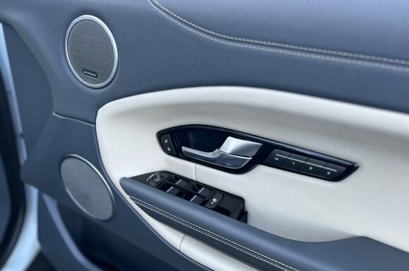 Land Rover Range Rover Evoque 2.0 TD4 HSE DYNAMIC CONVERTIBLE AUTO 32