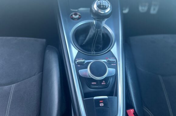 Audi TT 2.0 TDI ULTRA S LINE 36