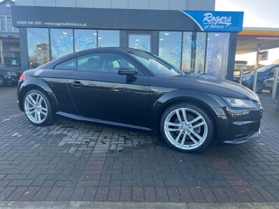 Audi TT 2.0 TDI ULTRA S LINE