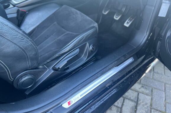 Audi TT 2.0 TDI ULTRA S LINE 23