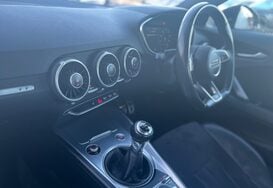 Audi TT 2.0 TDI ULTRA S LINE 34