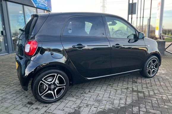 Smart Forfour PREMIUM 5 DOOR ELECTRIC AUTO 5 DOOR 10