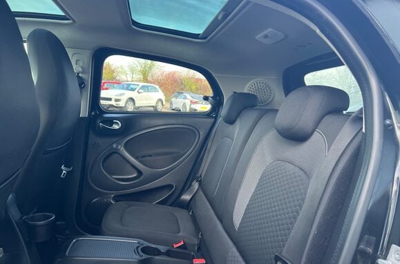 Smart Forfour PREMIUM 5 DOOR ELECTRIC AUTO 5 DOOR 38