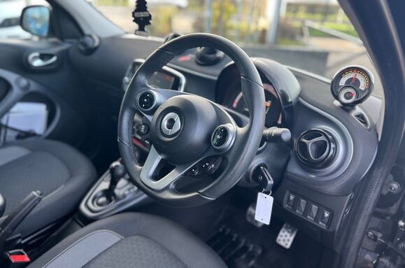 Smart Forfour PREMIUM 5 DOOR ELECTRIC AUTO 5 DOOR 23