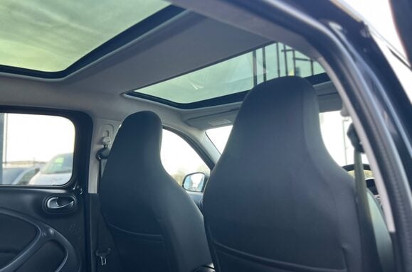 Smart Forfour PREMIUM 5 DOOR ELECTRIC AUTO 5 DOOR 30