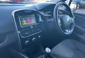 Renault Clio ICONIC 0.9 TCE 5 DOOR 33